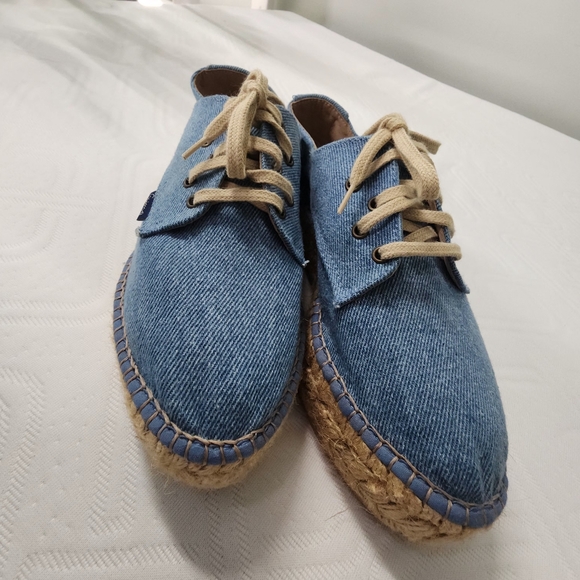 Gaimo Blue Espadrille Lace Up Canvas Shoes made in Spain NWOT - Picture 3 of 7